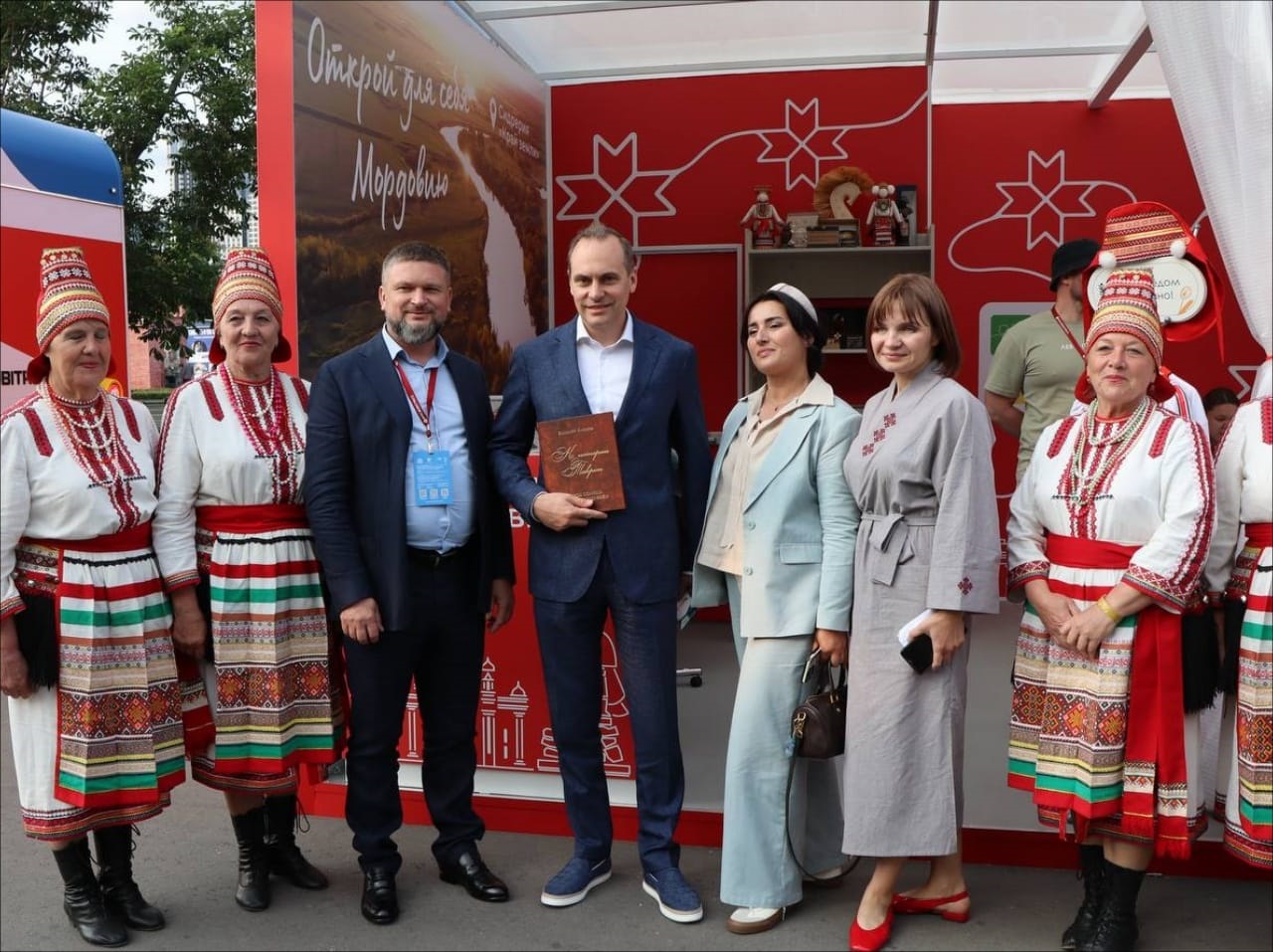 Березниковцы приняли участие  в Международном туристическом  форуме «Путешествуй!»